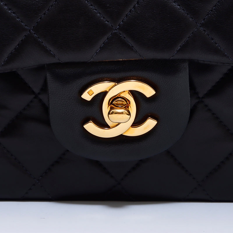 シャネル CHANEL 1998年 ターンロック ショルダーバッグ ブラック WS7049 – NUIR VINTAGE