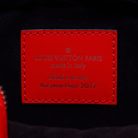 Louis Vuitton Louis Vuitton ✕Oberste Danuve -Umhängetasche Rot WS7082