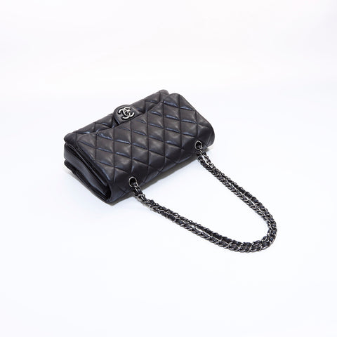 シャネル CHANEL シルバー金具 マトラッセ 18番台 ショルダーバッグ ブラック WS7125