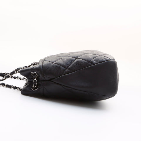 シャネル CHANEL キャビアスキン 16番台 シルバー金具 ショルダーバッグ ブラック WS7459