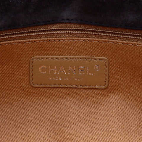 シャネル CHANEL 18番台 ステッチ スエード ショルダーバッグ グレー WS7565