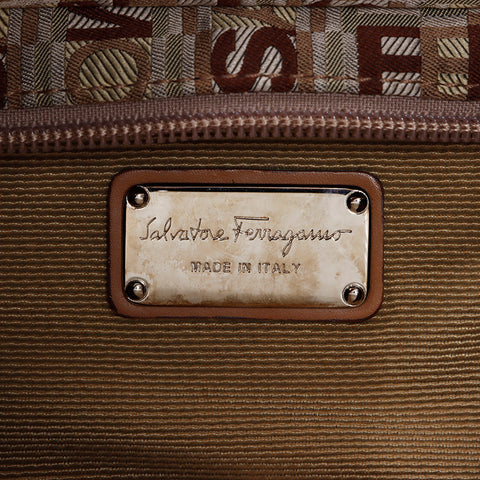 Salvatore Ferragamo Salvatore Ferragamo全面图案帆布肩袋米色WS7651