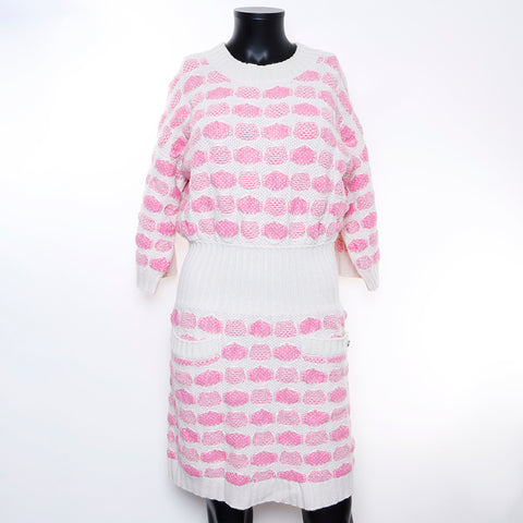 Chanel Knit Check Size: 36 Dress Beige Pink WS7693 – NUIR VINTAGE Chanel Knit Check Size: 36 Dress Beige Pink WS7693 – NUIR VINTAGE