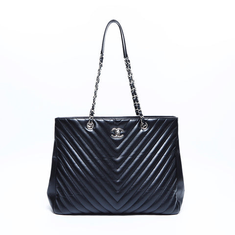 Chanel CHANEL No. 22 V-stitching Silver Metal Caviar Skin Shoulder Bag Black WS7777