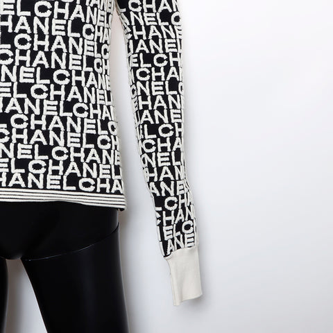 Chanel Size: 36 A01 Logo Sweatshirt Black White WS7799