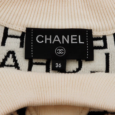 Chanel Size: 36 A01 Logo Sweatshirt Black White WS7799