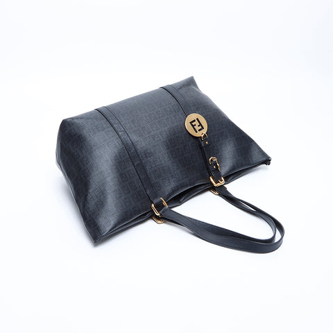 Fendi Zucca肩带黑色WS7820