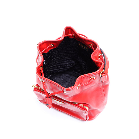 Prada Duet皮革桶袋肩带红色WS7857