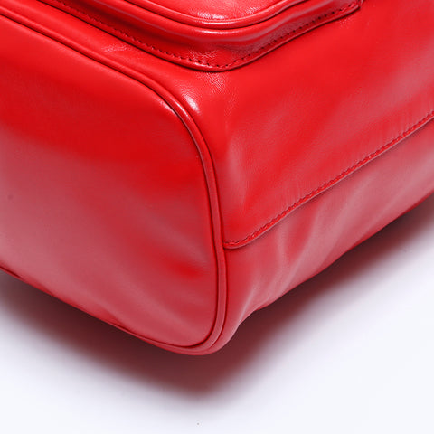 Prada Duet皮革桶袋肩带红色WS7857