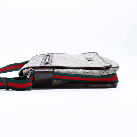 Gucci GG最高信使袋肩袋米色WS7876