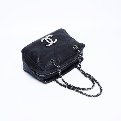 シャネル CHANEL 10番台 デカココマーク シルバー金具 ワイルドステッチ チェーン ショルダーバッグ ブラック WS8100