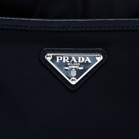 プラダ PRADA ナイロン 三角ロゴ金具 ショルダーバッグ ブラック WS8120