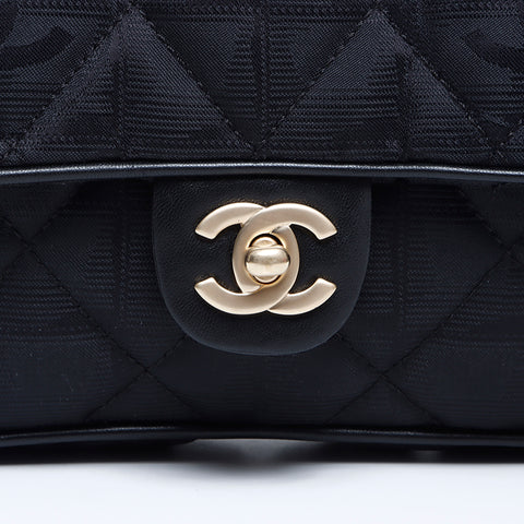 シャネル CHANEL 10番台 ニュートラベル マトラッセ ナイロン ショルダーバッグ ブラック WS8219