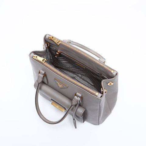 Prada Saffiano皮革手提包灰色WS8334