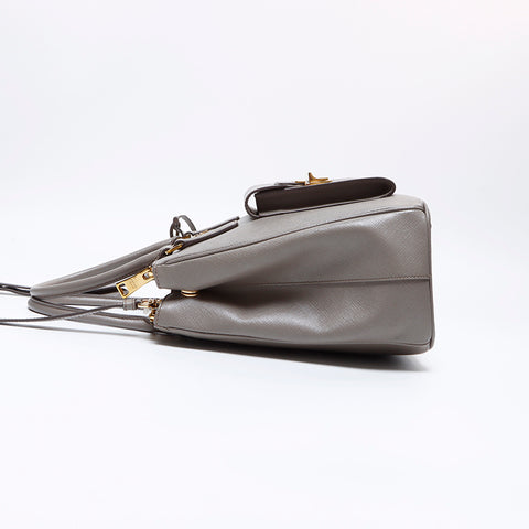 Prada Saffiano皮革手提包灰色WS8334
