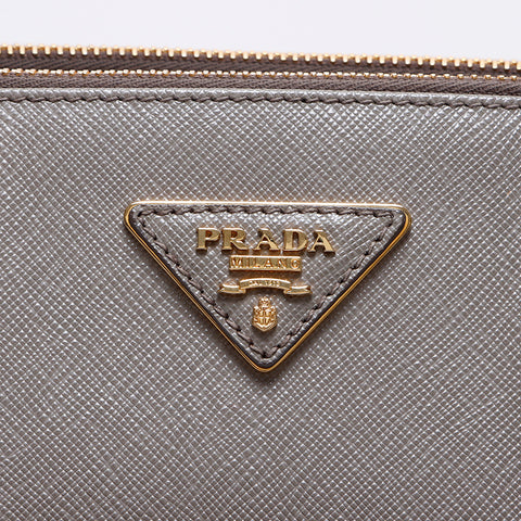 Prada Saffiano皮革手提包灰色WS8334