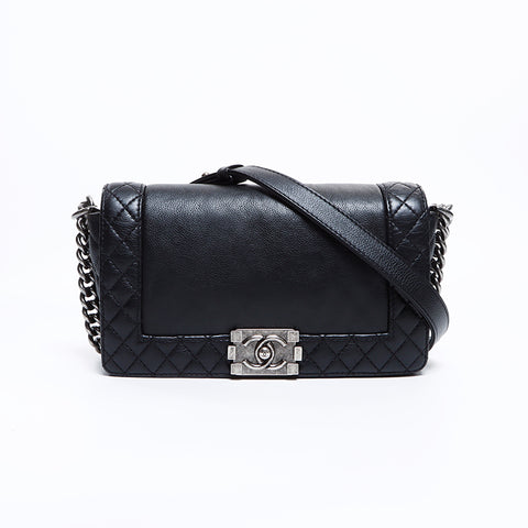 シャネル CHANEL 18番台 ボーイシャネル レザー シルバー金具 ショルダーバッグ ブラック WS8378