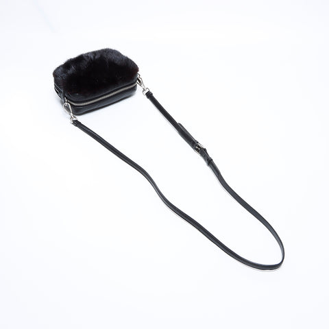 Prada Leather Fur银色金属缝与肩袋黑色WS8405
