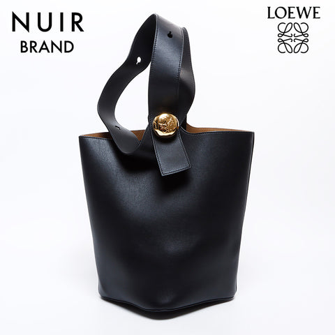 Loewe Pebble桶皮革肩带黑色WS8433