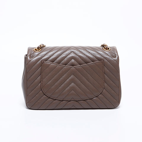 Chanel Chanel Nr. 26 Chevron -Ketten -Umhängetasche brauner WS8459