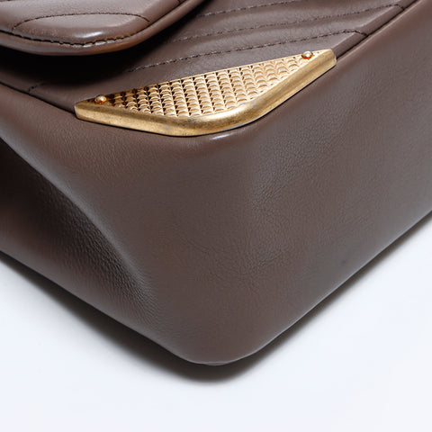 Chanel Chanel Nr. 26 Chevron -Ketten -Umhängetasche brauner WS8459