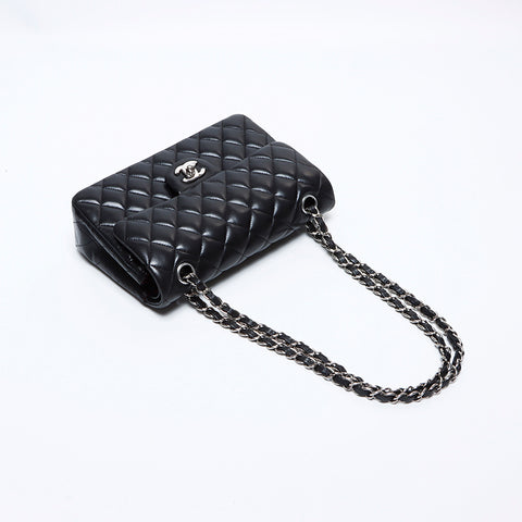 シャネル CHANEL 23番台 マトラッセ ダブルフラップ シルバー金具 ラムスキン ショルダーバッグ ブラック WS8506