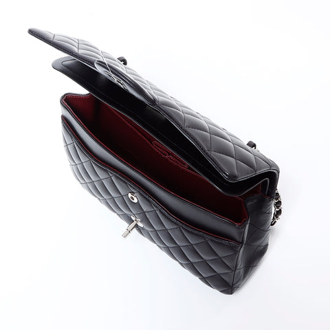 Chanel Chanel 16e sac à épaule Matelasse en peau d'agneau noir WS8580
