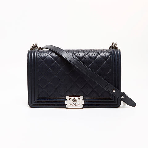 シャネル CHANEL 19番台 ボーイシャネル ラムスキン シルバー金具 チェーン ショルダーバッグ ネイビー WS8629