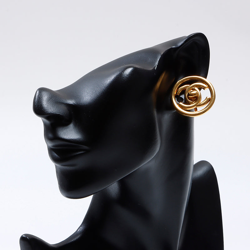 シャネル　ターンロック 96P イヤリング　片耳　美品 CHANEL シャネル イヤリング ターンロック ココマーク ゴールド