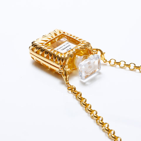 Chanel Chanel Parfüm Hülle N19 Halskette Gold WS8725