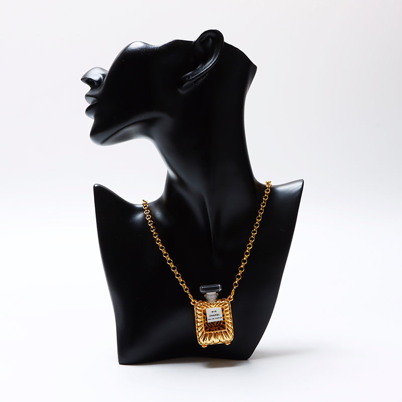 CHANEL 香水 ネックレス レザー チェーン N19 PARFUM ゴールド CHANEL 香水 ネックレス レザー チェーン N19 PARFUM ゴールド