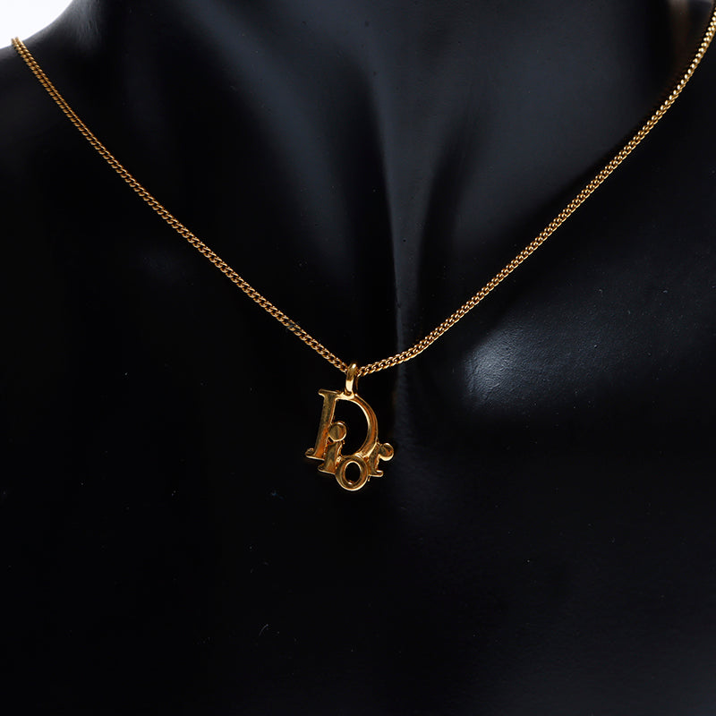 Dior ネックレス　ゴールド クリスチャンディオール Christian Dior ツイストチェーン