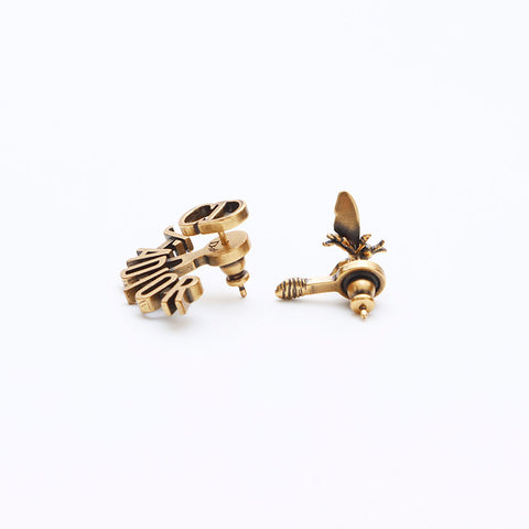 基督教Dior CD徽标昆虫耳环金WS8948