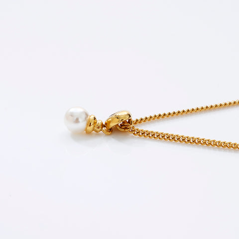 Christian Dior Heart pearl Necklace gold WS9057