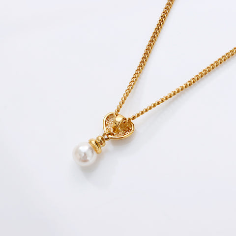 克里斯蒂安·迪奥（Christian Dior）心脏珍珠项链金WS9057