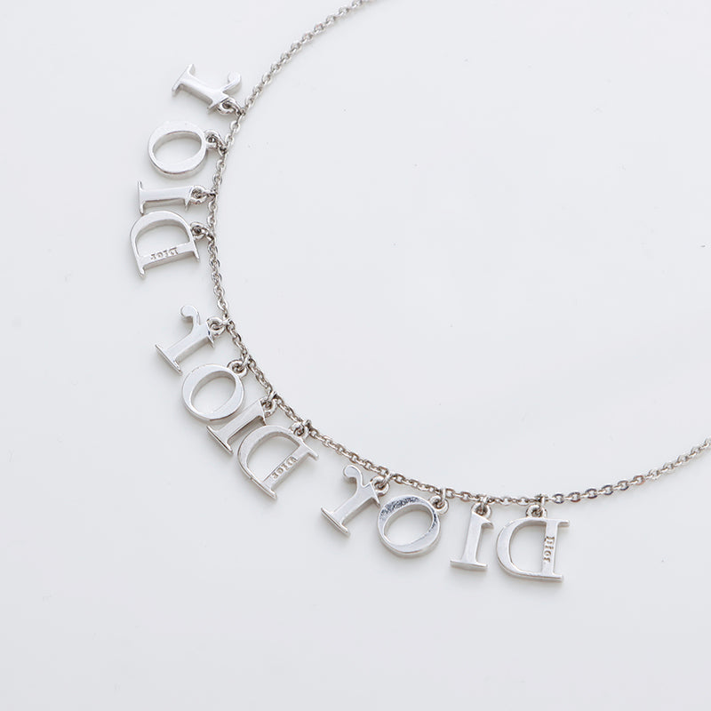 クリスチャンディオール Christian Dior アルファベット ロゴ