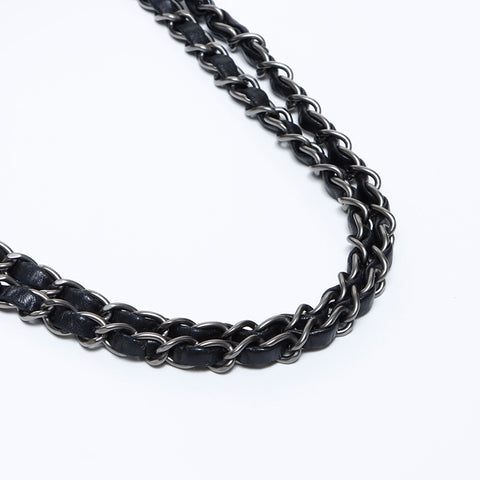 Chanel Chanel Nr. 12 Doppelklappe Matelasse Coco Mark Drehen Sie Schloss Silber Hardware -Umhängetasche Schwarz WS9313