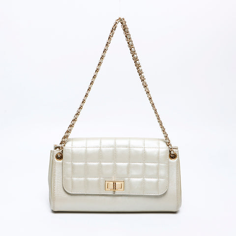 CHANEL 7. Serie 2.55 Matelasse Chain Umhängetasche Gold WS9412