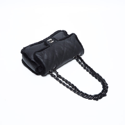 Chanel Chanel Nr. 9 Matelasse Mouton Doppelketten -Umhängetasche Schwarz WS9600