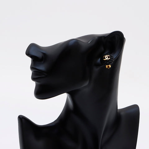 CHANEL Matelasse COCO Mark Round Type 93A Earring Black gold WS9667