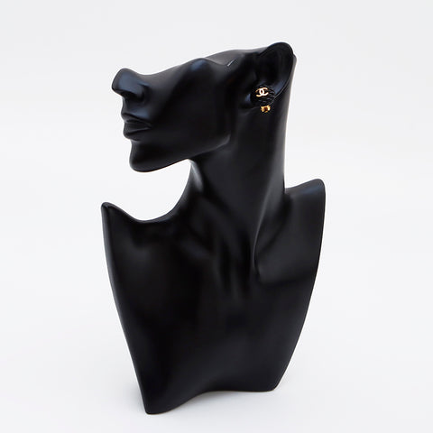 CHANEL Matelasse COCO Mark Round Type 93A Earring Black gold WS9667