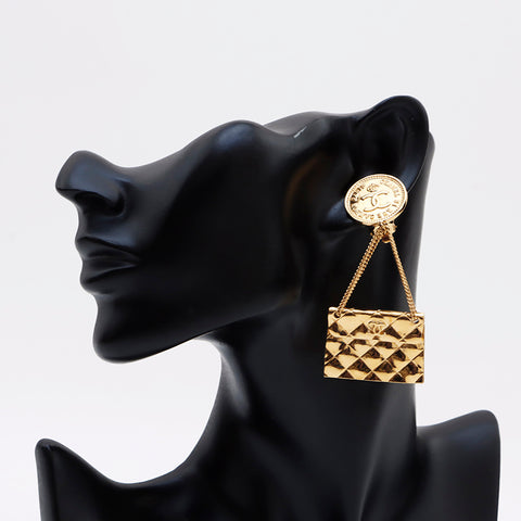 CHANEL 2cc3 Matelasse Bag Coin COCO Mark Earring gold WS9670
