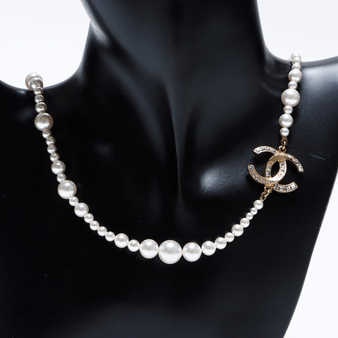 CHANEL A19V Pearl COCO Mark Necklace Gold white WS9685