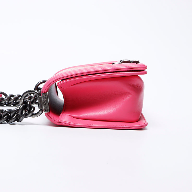 シャネル CHANEL 18番台 スティングレイレザー ボーイシャネル 