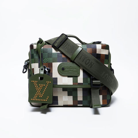 Louis Vuitton LOUIS VUITTON Trail Damofluage Messenger Bag