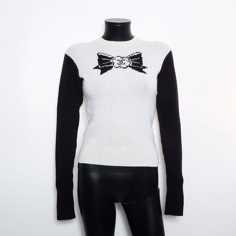 Chanel Coco Mark Ribbon Cashmere Bicolor 95 Knit White Black WS9918