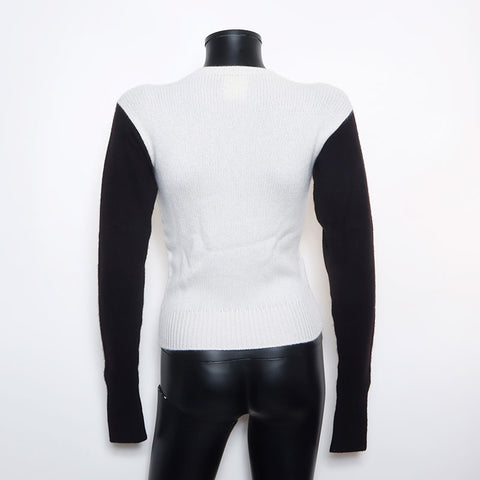 Chanel Coco Mark Ribbon Cashmere Bicolor 95 Knit White Black WS9918