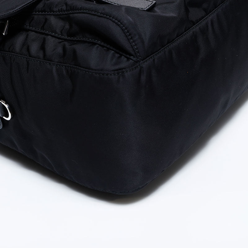 プラダ PRADA Re-Nylon 三角ロゴタグ メッセンジャーバッグ ショルダー