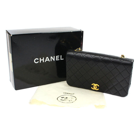 Chanel Chanel Matrasse Vollklappenkettenumhängende 1st Leder schwarz p5526