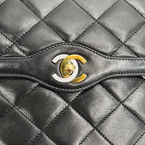 シャネル CHANEL ラムスキン マトラッセ Wフラップ チェーン パリ限定 ショルダーバッグ VINTAGE 中古 定番 ブラック WS1564